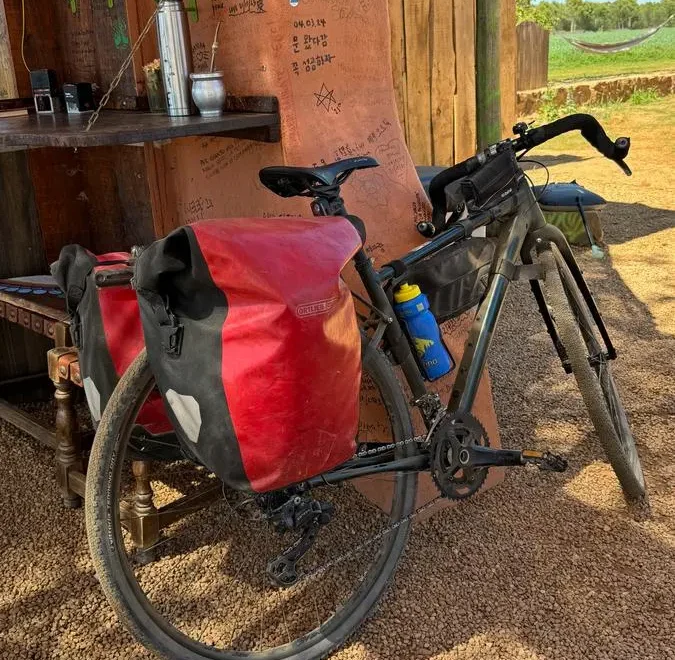Bicicletas de cascalho Bicigrino para aluguel