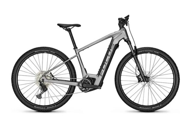 Focus Jarifa² 6.8 2023 · Talla M · E-bike de flota (ocasión)